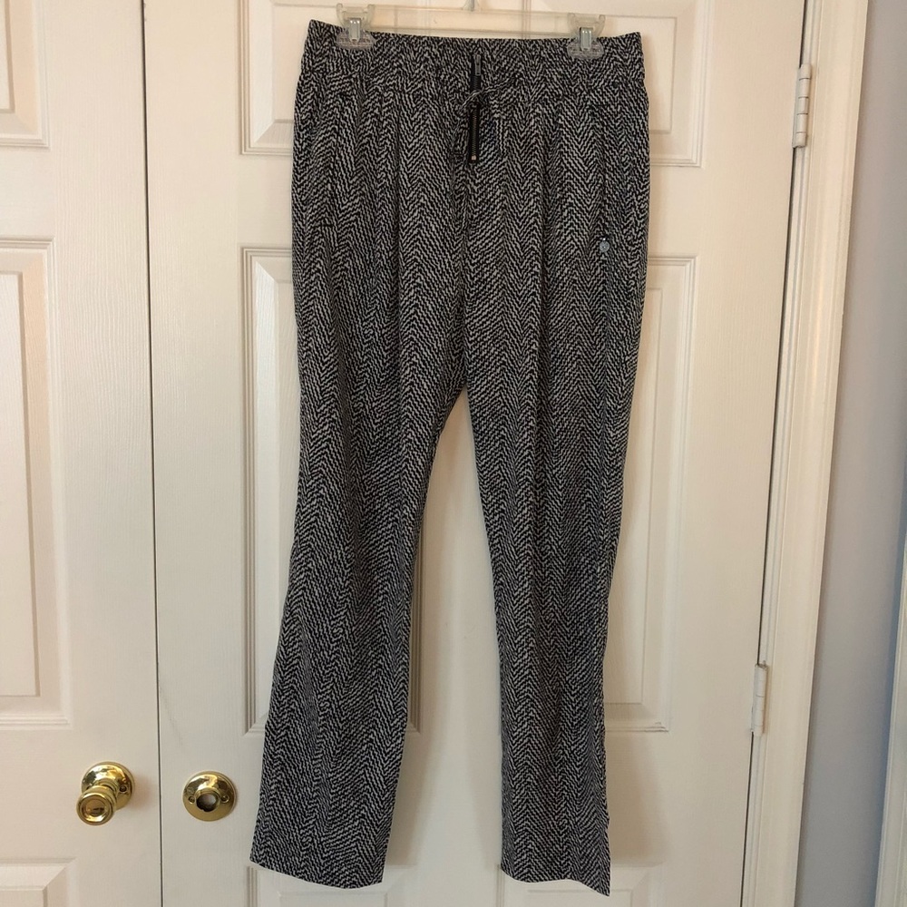 *SOLD* 
Maison Scotch Printed Pants
